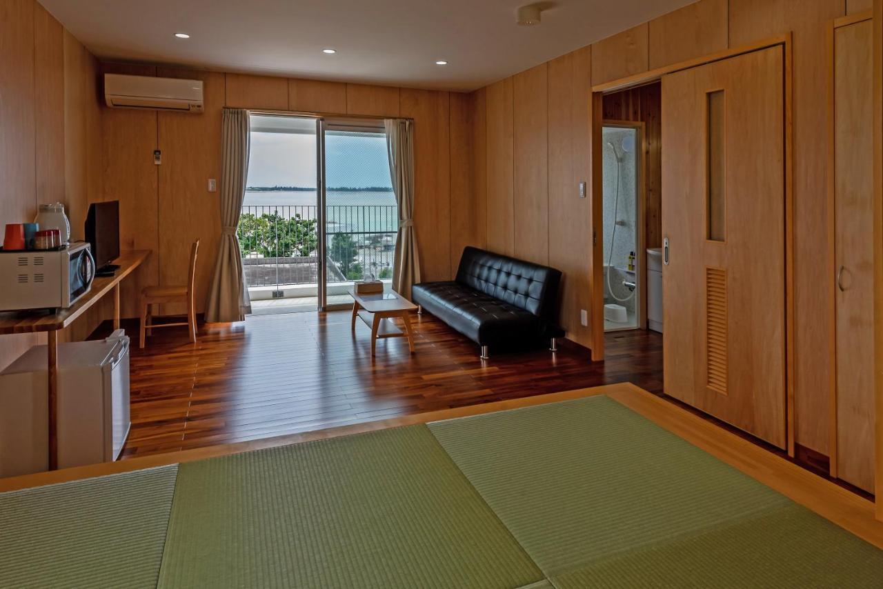 Guest House Kawamitsu Miyakojima  Exterior foto